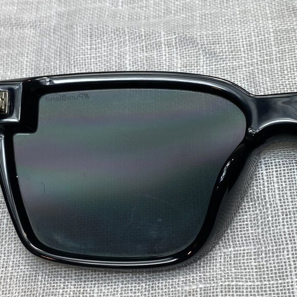 - Frames are in good condition. Arms are intact.  - Without casing. Frames only. - Picture 9 of 16